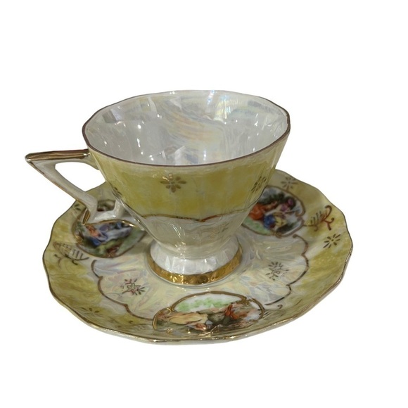 Lefton China Teacup and Saucer, Hand Painted, Victorian Couple Courting. - Picture 2 of 4